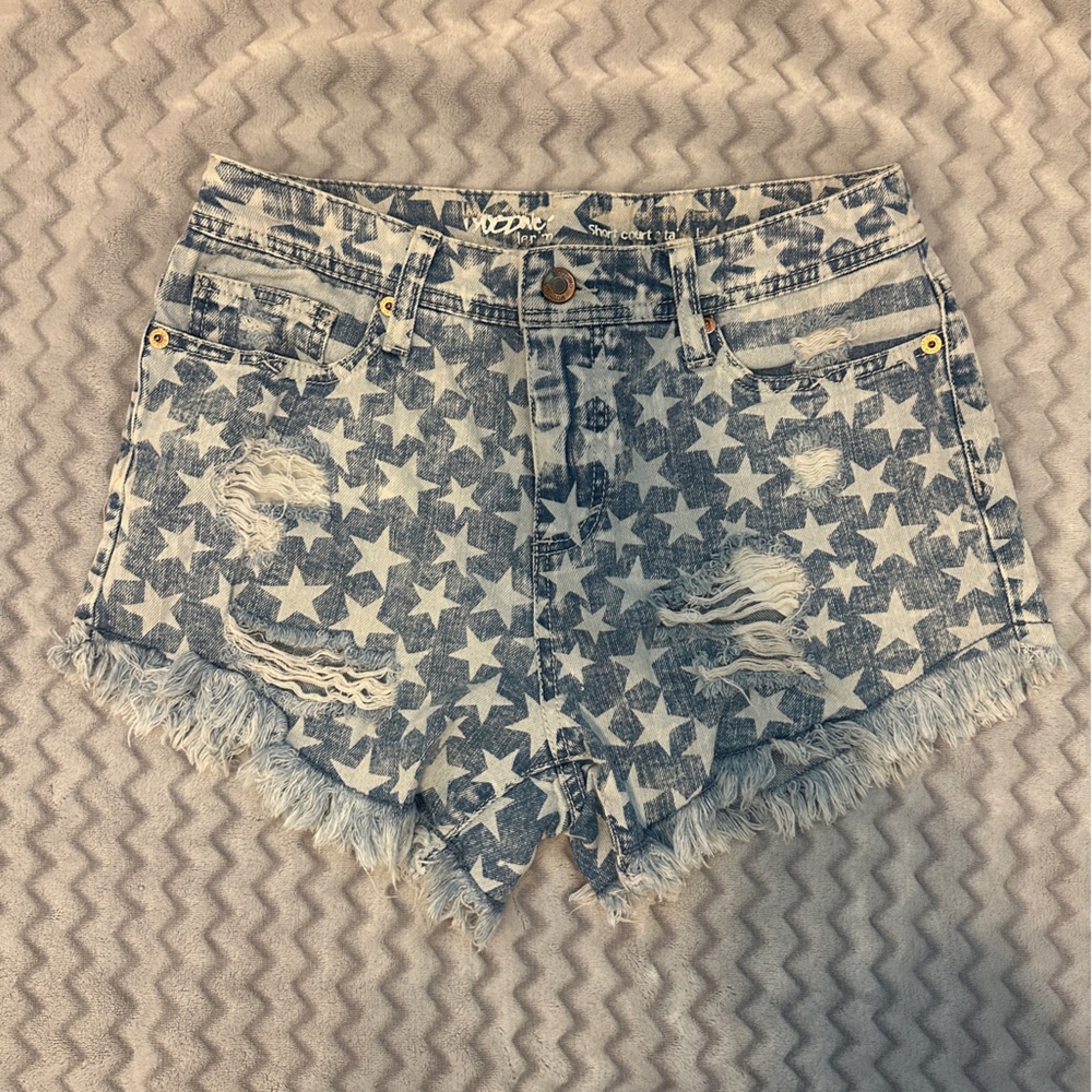 Size 4 Star-Patterned Mossimo Denim Shorts
